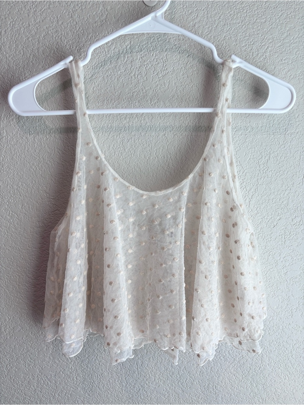 Lovers + Friends Swiss Dot Airy Romantic Cream Crop Top Women’s Size XS